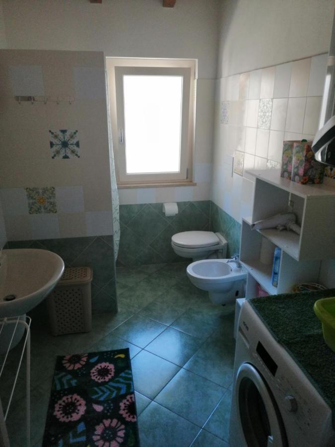 Cascina Legnago Trilocale A 6 Chilometri Da Salo' Apartamento Villanuova sul clisi Exterior foto