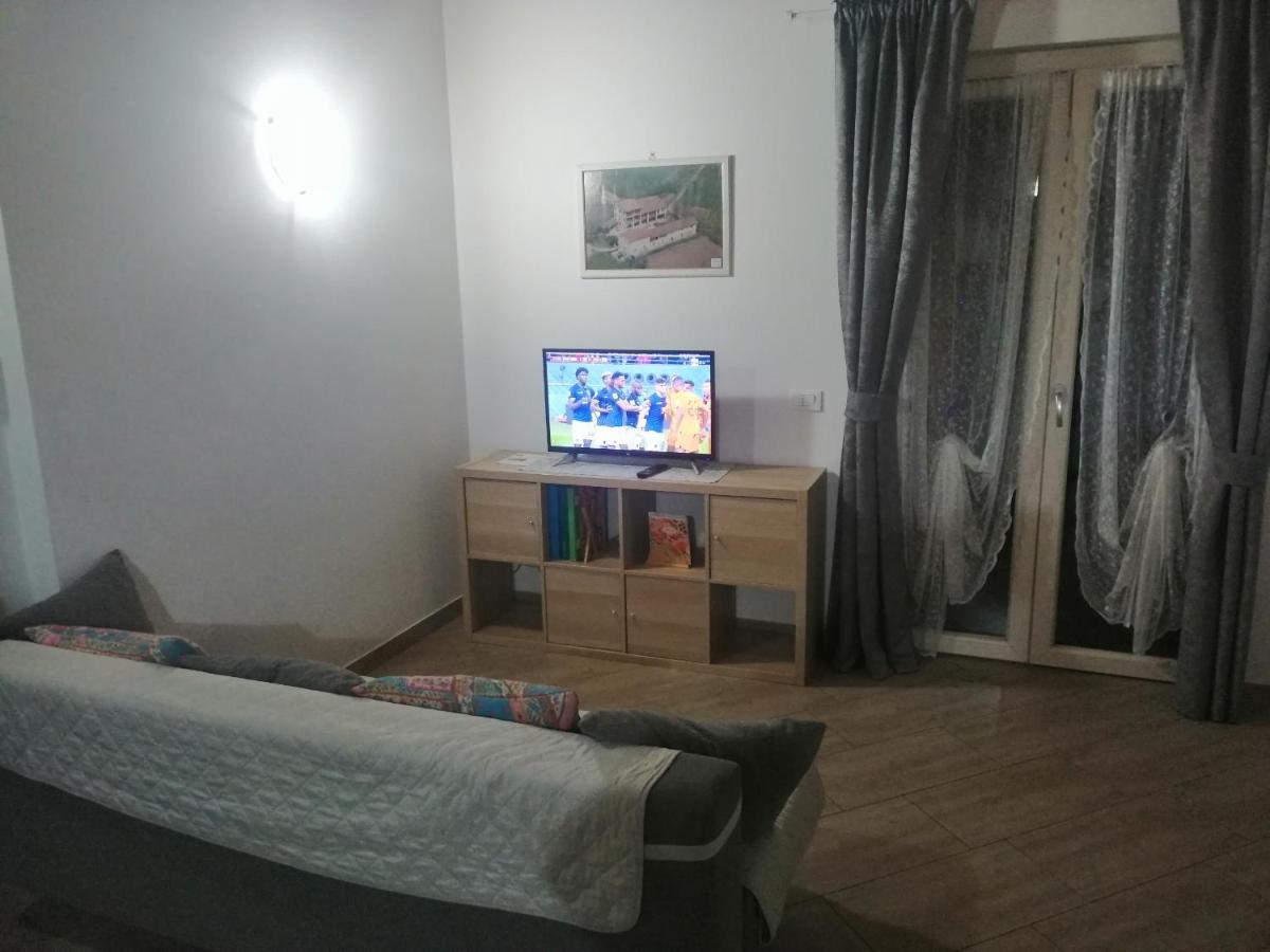 Cascina Legnago Trilocale A 6 Chilometri Da Salo' Apartamento Villanuova sul clisi Exterior foto