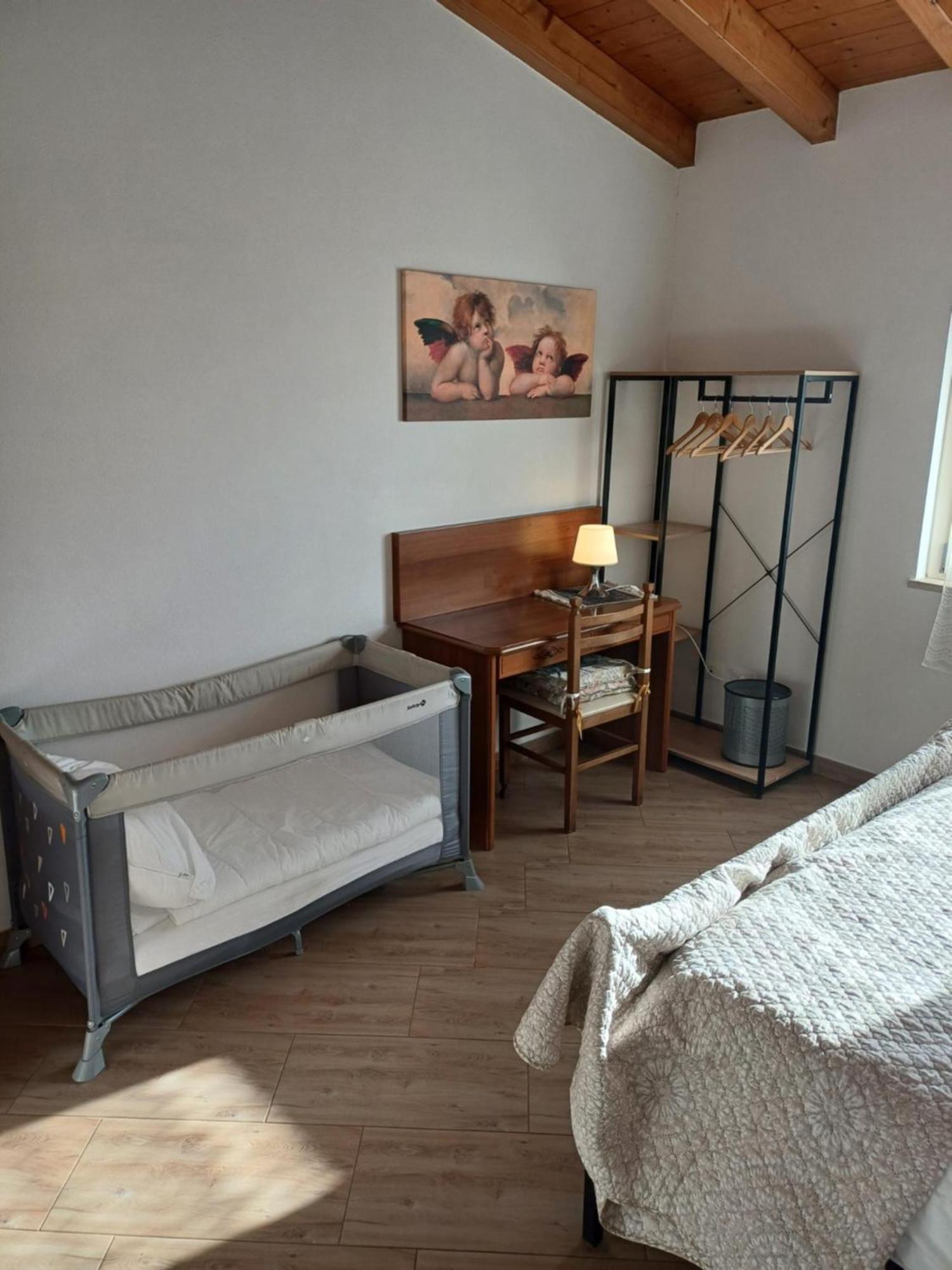 Cascina Legnago Trilocale A 6 Chilometri Da Salo' Apartamento Villanuova sul clisi Exterior foto