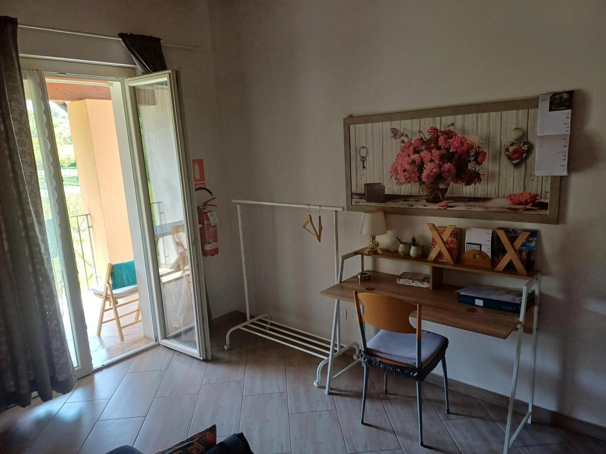 Cascina Legnago Trilocale A 6 Chilometri Da Salo' Apartamento Villanuova sul clisi Exterior foto