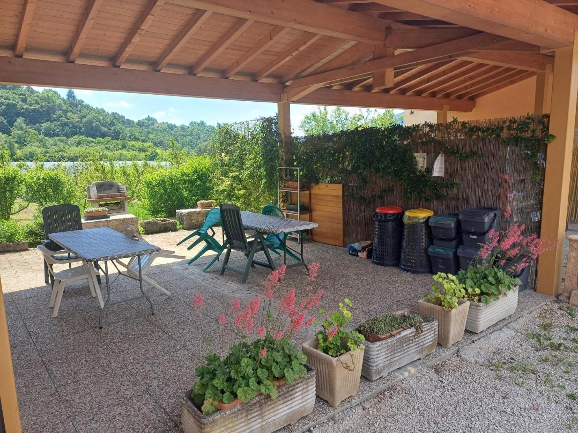 Cascina Legnago Trilocale A 6 Chilometri Da Salo' Apartamento Villanuova sul clisi Exterior foto